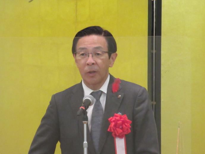 第42回京都府老人クラブ大会表彰式に出席する知事