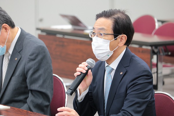 高病原性鳥インフルエンザ等対策本部会議の開催に出席する知事