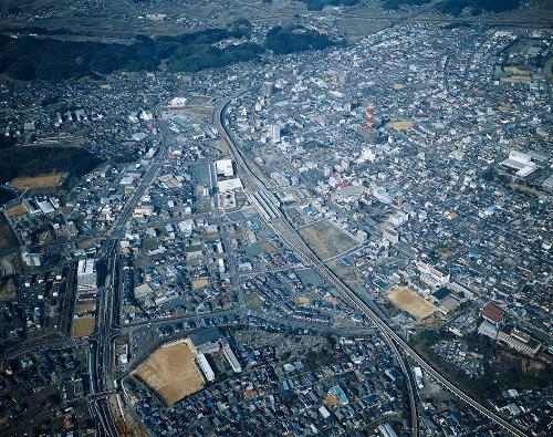 福知山駅上空から豊岡方面を望む