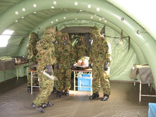 （訓練）陸上自衛隊第7普通科連隊による負傷者の除染（1）