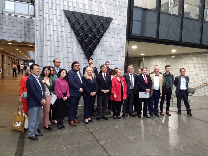 (株)国際電気通信基礎技術研究所(ATR)を視察
