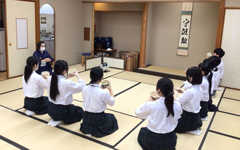 沖縄尚学高等学校