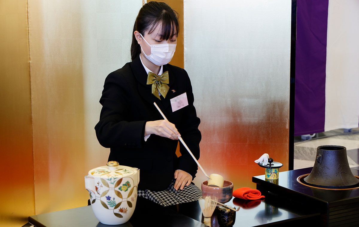 交流呈茶