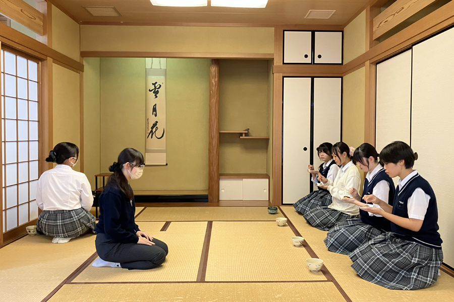 京都精華学園高等学校