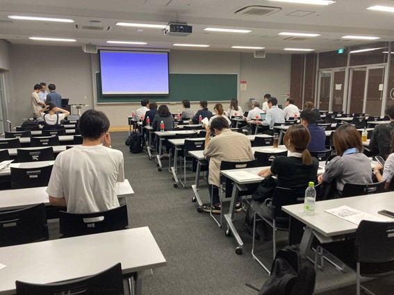 成果発表会の様子