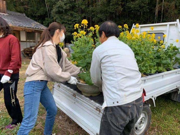 青谷梅工房での活動の様子