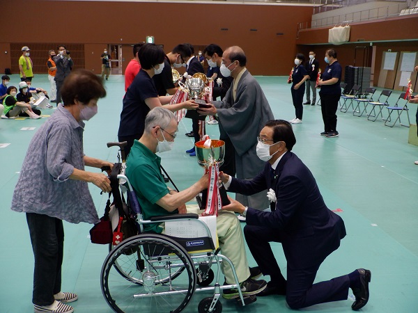 第42回全京都障害者総合スポーツ大会総合開会式に出席する知事
