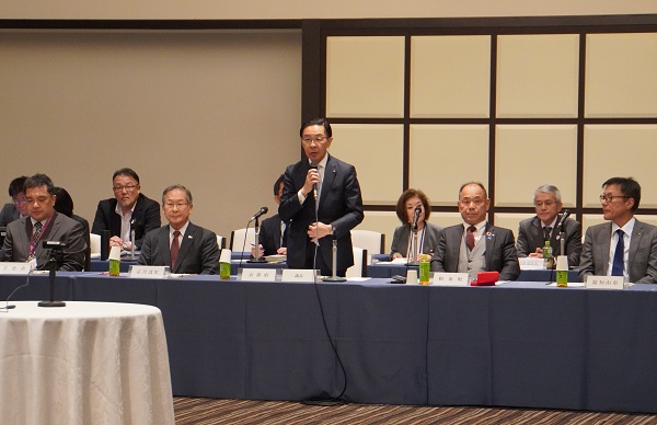 ワールドマスターズゲームズ2021京都府実行委員会総会に出席する知事