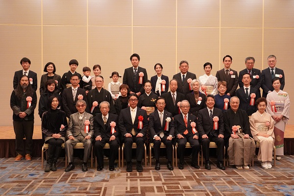 第44回京都府文化賞授賞式に出席する知事