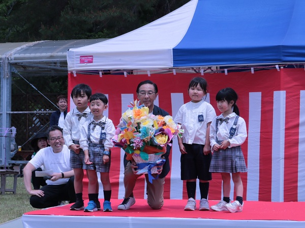 第65回京都府私立幼稚園園児大会(中央園児大会)に出席する知事
