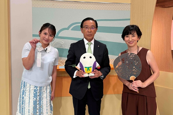 「あったか京都！」に出演する知事