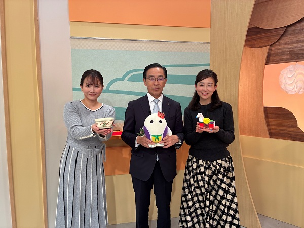 「あったか京都!」に出演する知事