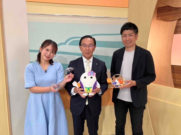 「あったか京都!」に出演する知事
