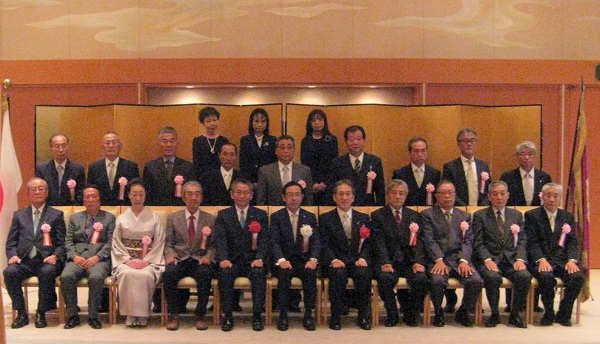 令和3年度京都府伝統行催事功労者表彰式に出席する知事