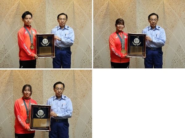 京都府スポーツ賞「特別栄誉賞」表彰式に出席する知事