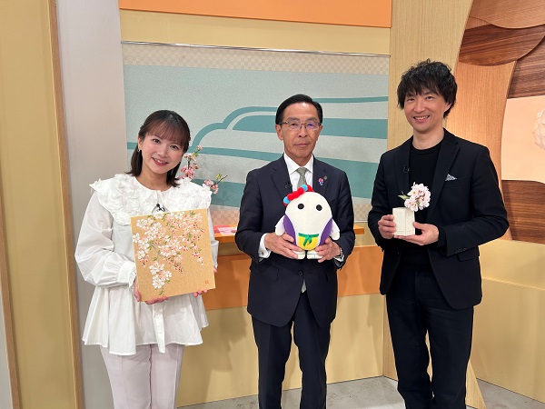 「あったか京都!」に出演する知事