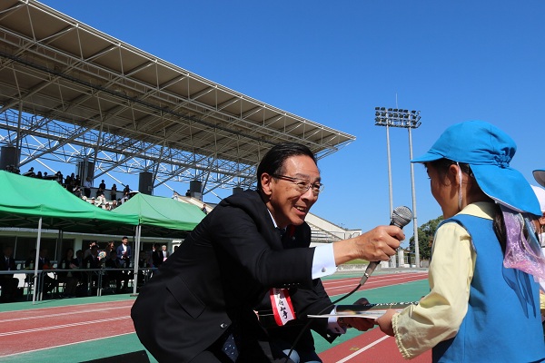 第38回京都府私立幼稚園園児大会(城南地区園児大会)に出席する知事