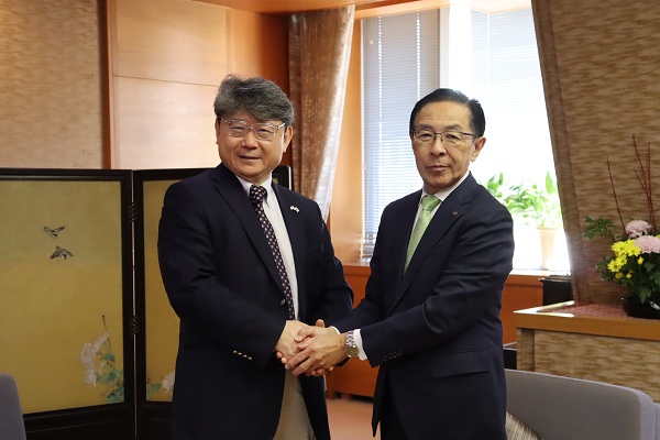 在ボストン日本国総領事との意見交換に出席する知事