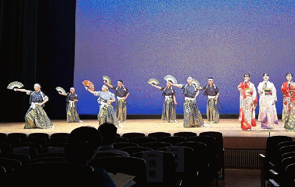 清流の国ぎふ総文吟詠剣詩舞チーム