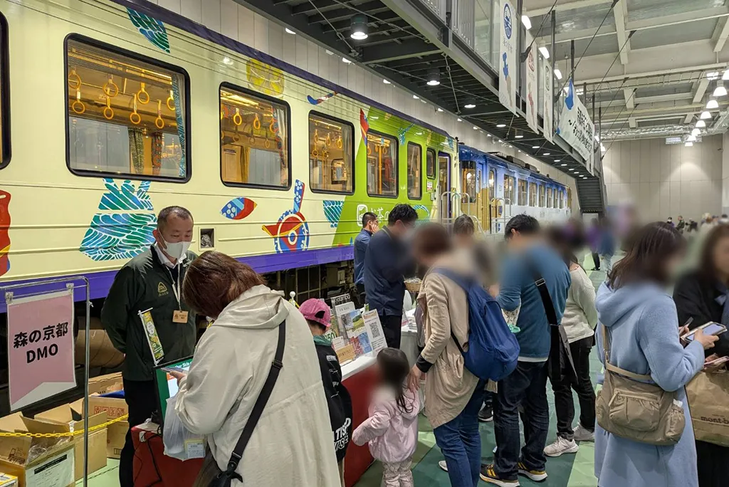 ラッピングバス