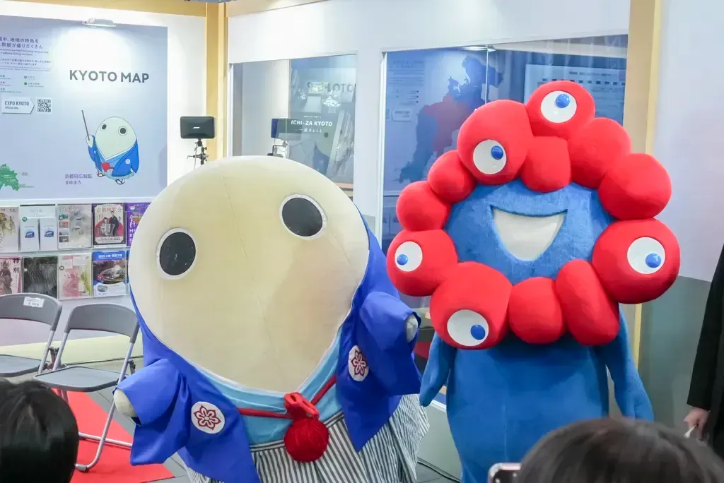 まゆまろ・ミャクミャク