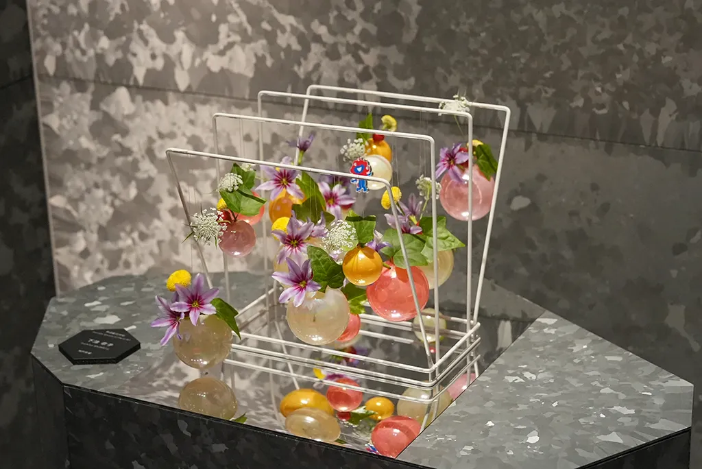 ミャクミャク生け花の写真