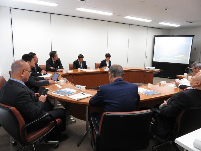 弘前市役所（青森県弘前市）概要説明を聴取