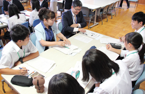 高校生の皆さんと～出前高校生議会～