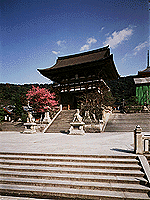 写真：清水寺仁王門（赤門）