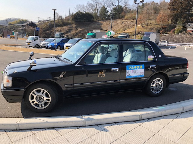 写真：マルチ交通車両