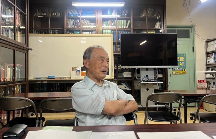 インタビューに答える黒河さん