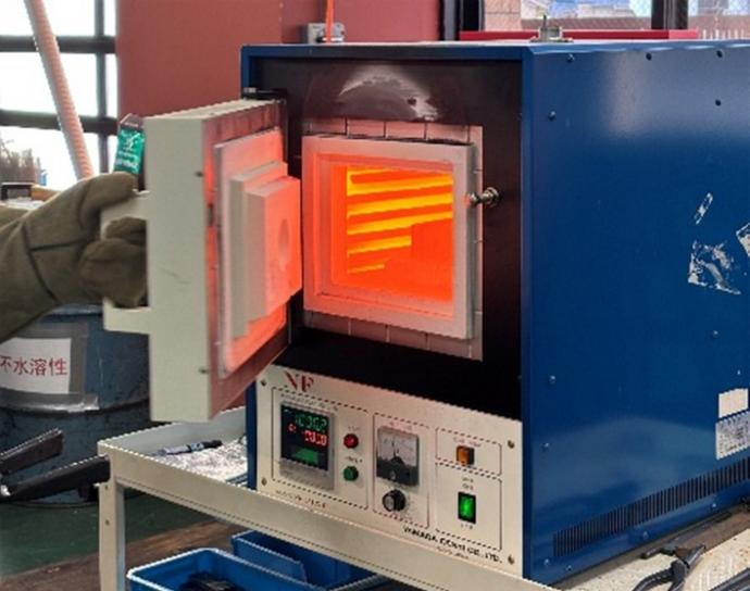 テストピースが入っている炉の写真