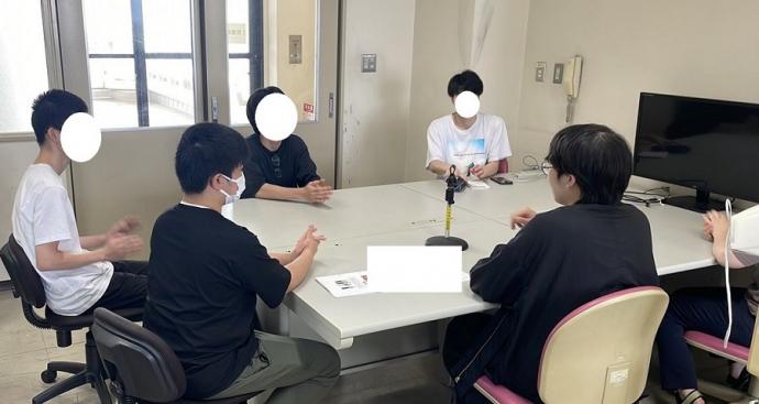 3S活動の改善方法をチームで話し合っている様子1