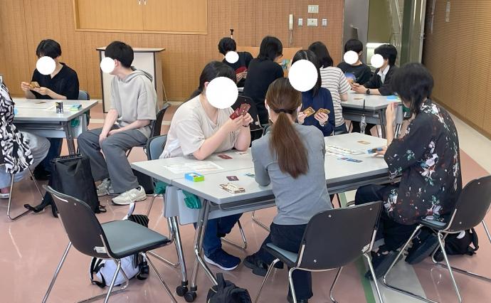 1年生、2年生のコミュニケーションワークの様子