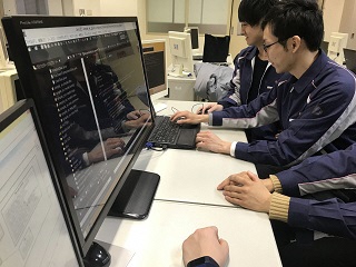 システム設計科実習風景
