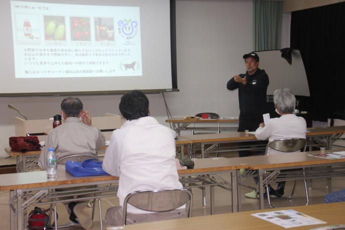 室内講話の様子