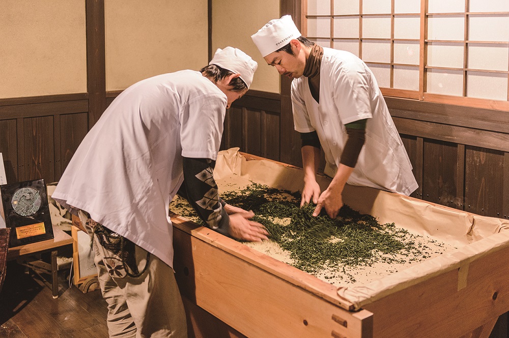 新春手もみ茶奉納 宇治田原町 永谷宗円生家・茶宗明神社 ※)お茶の京都DMOより