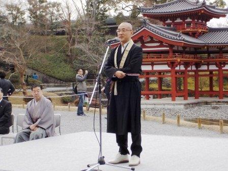 平等院のご住職・神居文彰氏