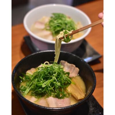 麺屋 楽食酒 礎