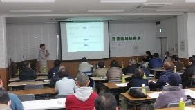 農薬の適正使用について普及センターから説明