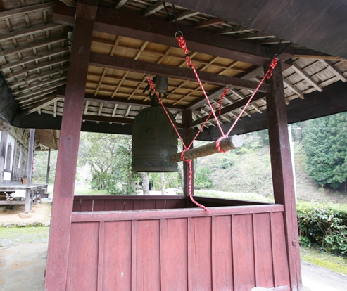 無道寺の釣り鐘