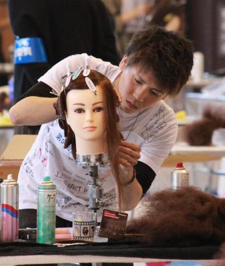 美容競技の様子