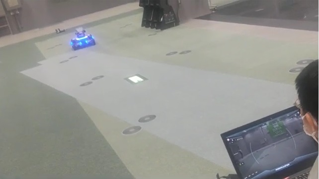 ロボット