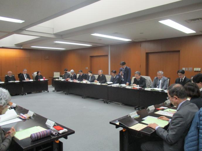 R080115審議会写真01