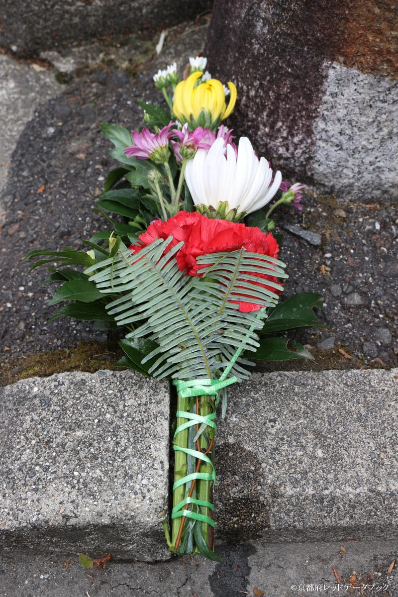 写真30　白川女の仏花。北白川。2022年5月1日。