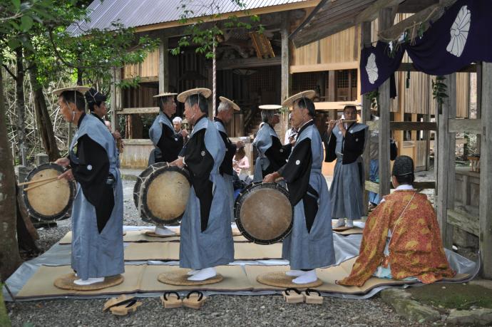 大原神社的烏鴉田樂