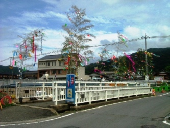 京口橋の七夕飾り