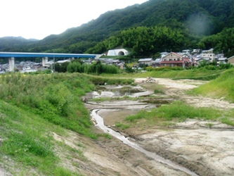 わんど予定地。福田橋から百合が丘橋間
