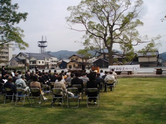 大手川ふれあい広場で開催された宮津市防災のつどいの様子