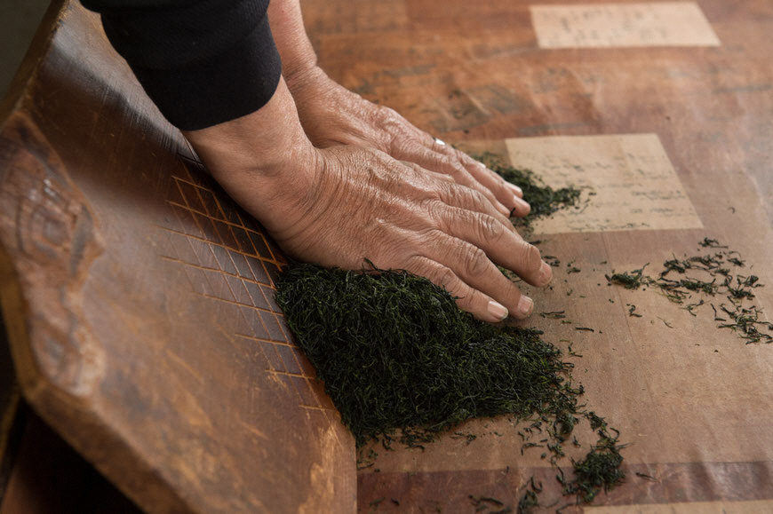 宇治茶手もみ製法